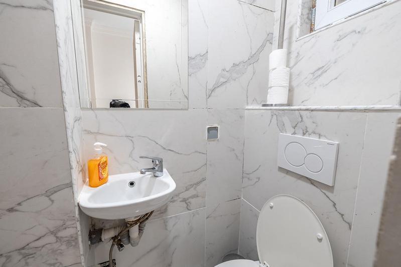 Apartament Palais Gare Du Nord Bruksela Zewnętrze zdjęcie